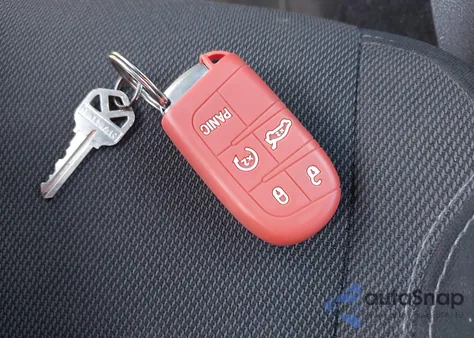 2017 Dodge Charger R/T Rwd z USA, uszkodzony, nr VIN 2C3CDXCT8HH561767